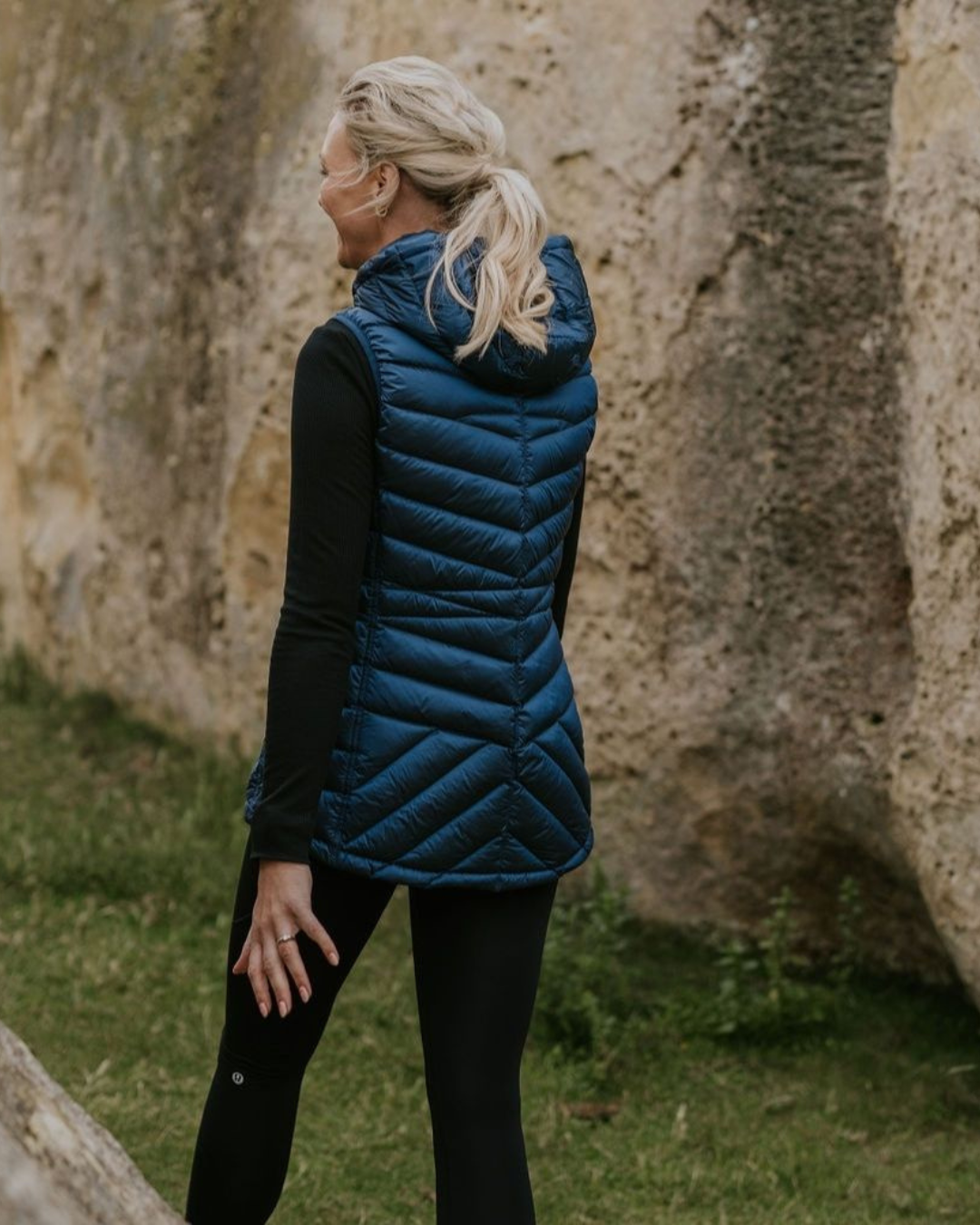 Moke Mary Claire Packable Vest - Moonlight