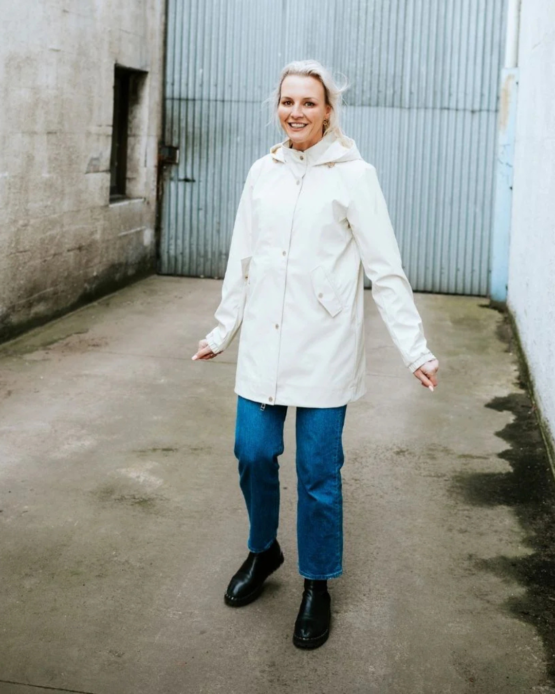 Moke Anika Raincoat - Cream
