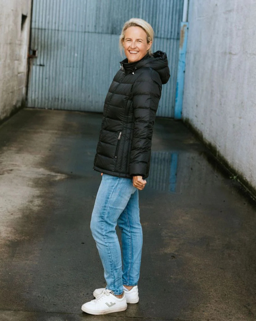 Moke Lynnette 90/10 Packable Jacket - Black
