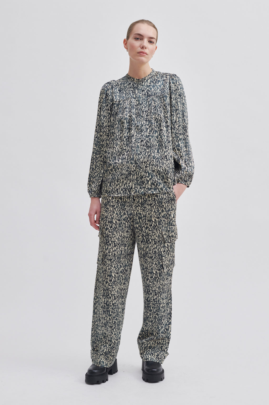 Second Female Luna Track Trousers - Woodland Gray