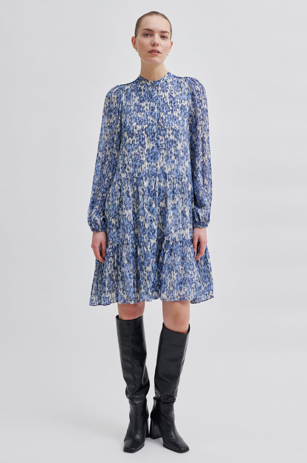 Second Female Manner Dress - Grapemist