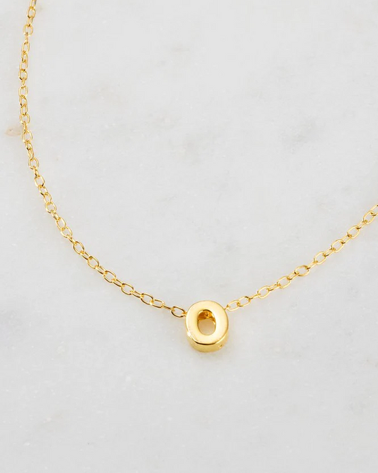Zafino Gold Letter Necklace - O