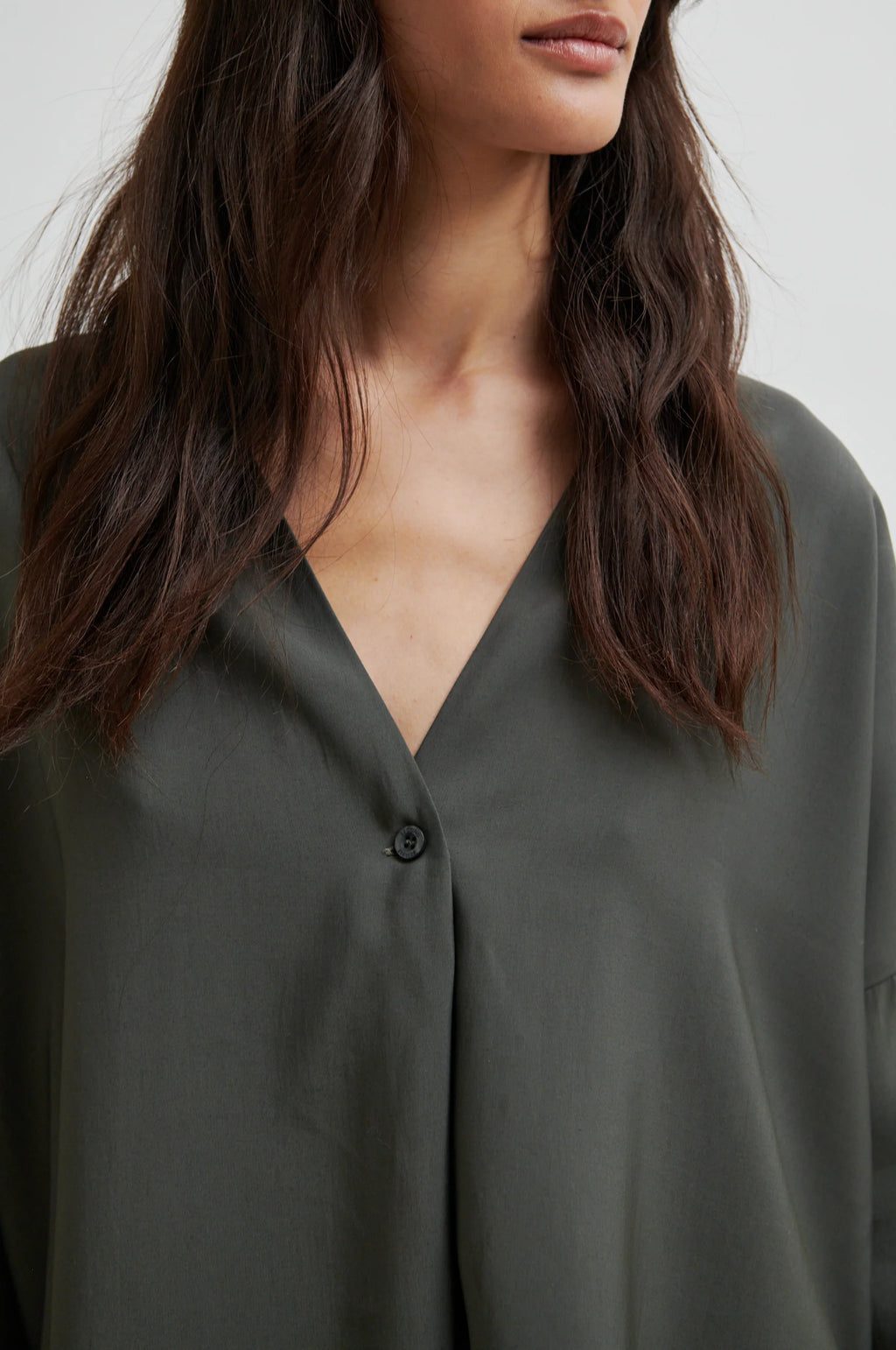 Second Female Timeline Blouse - Beluga