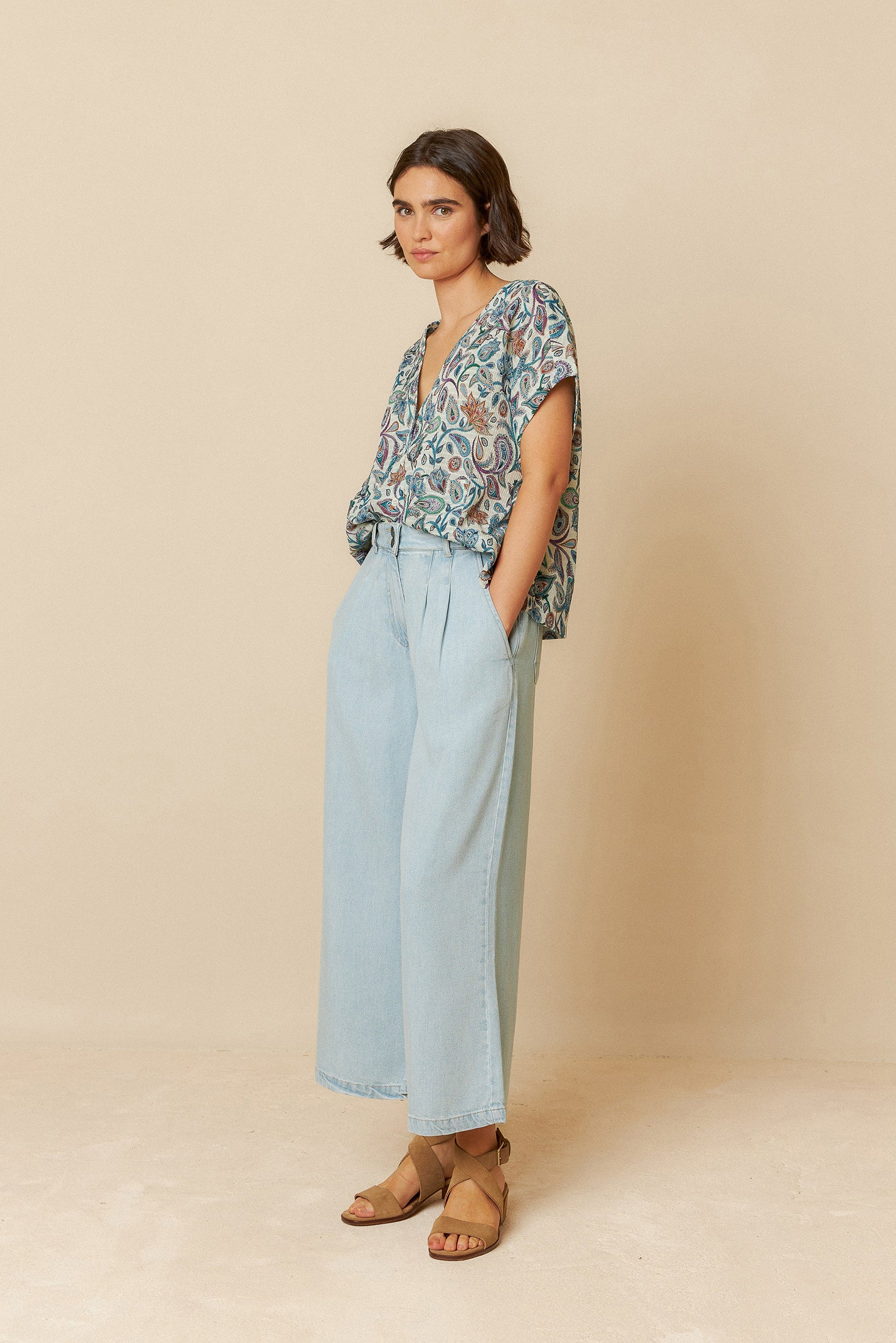Indi & Cold Paisley Crop Shirt (AD191) - Multi