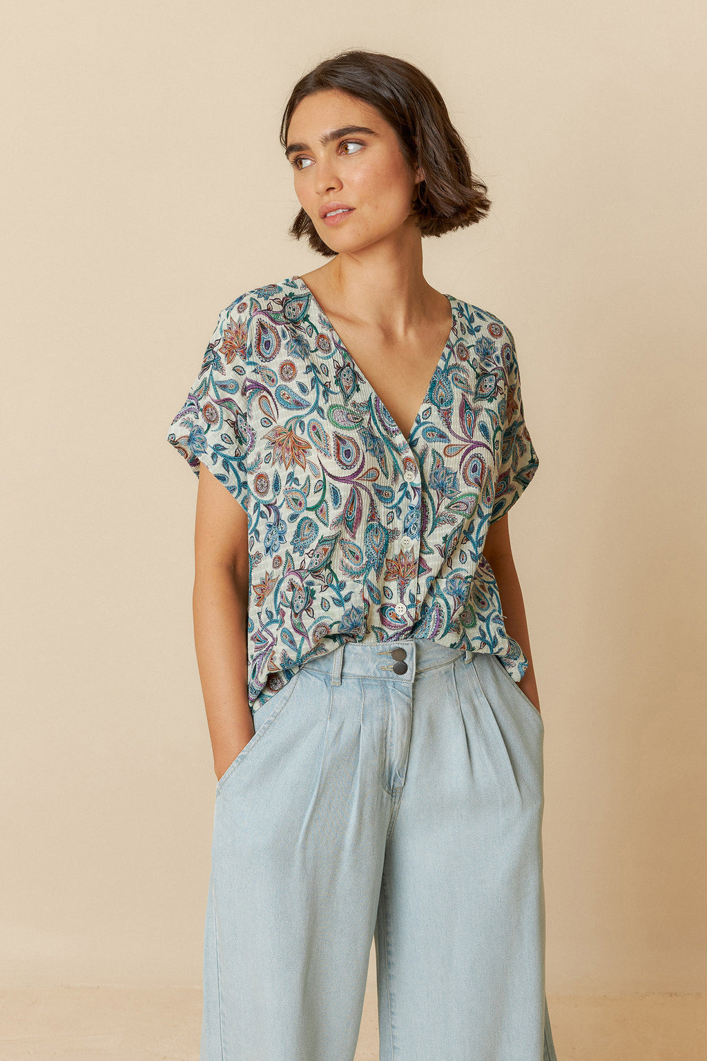 Indi & Cold Paisley Crop Shirt (AD191) - Multi