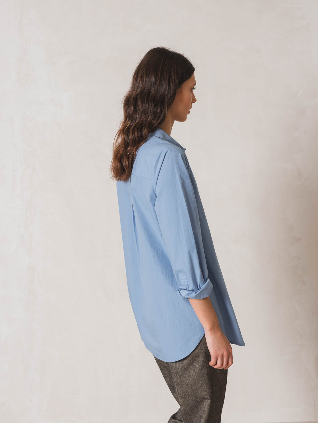 Indi & Cold Essential Poplin Shirt (AD431) - Cielo