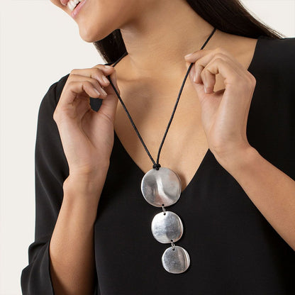 Vestopazzo 3 Flat Hoops Pendant Necklace (AL04018) - Silver