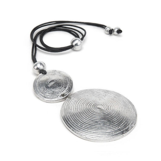 Vestopazzo Engraved Circles Pendant Necklace (AL04137) - Silver
