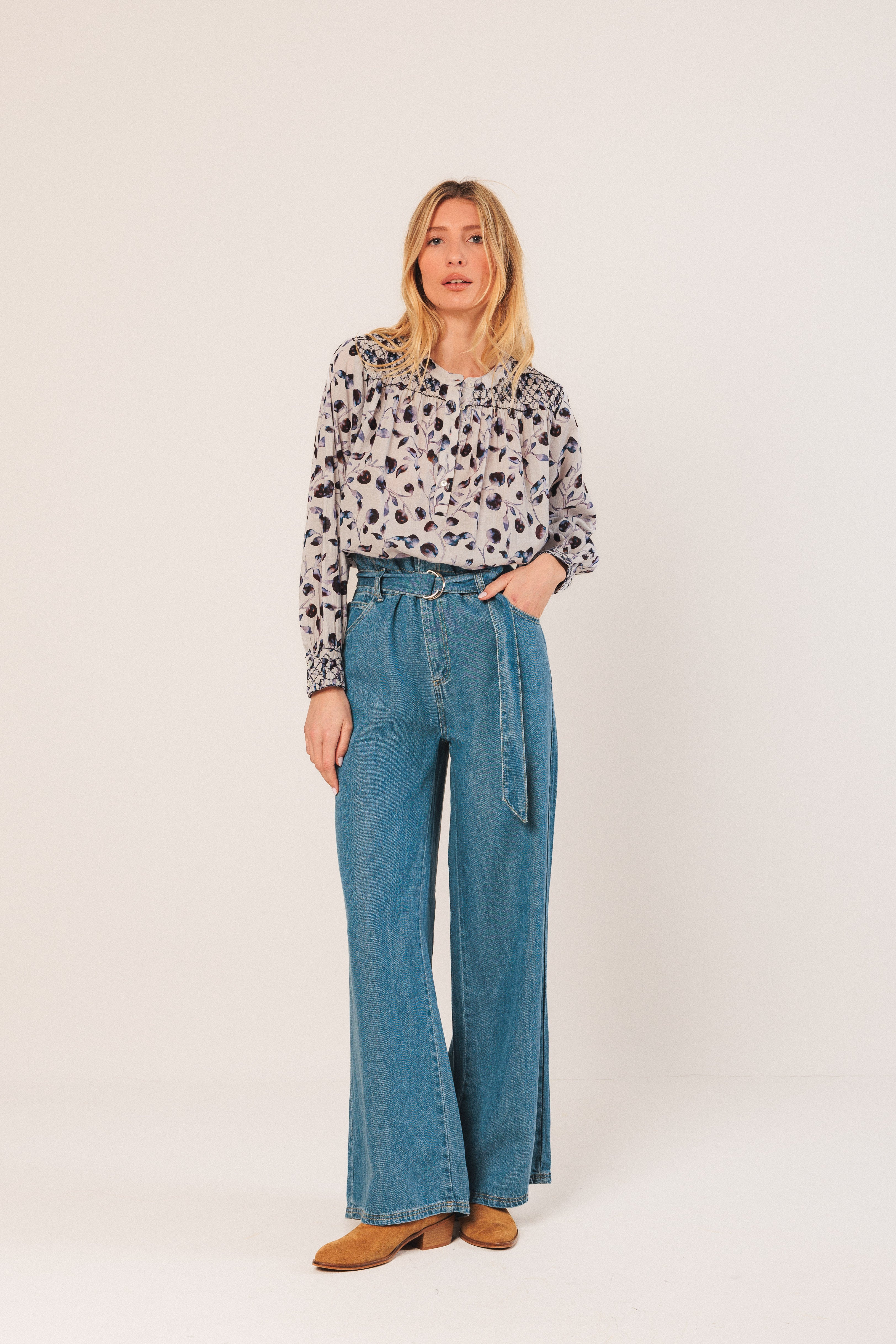 Indi & Cold Smock-Detail Blouse (BK162) - Noche