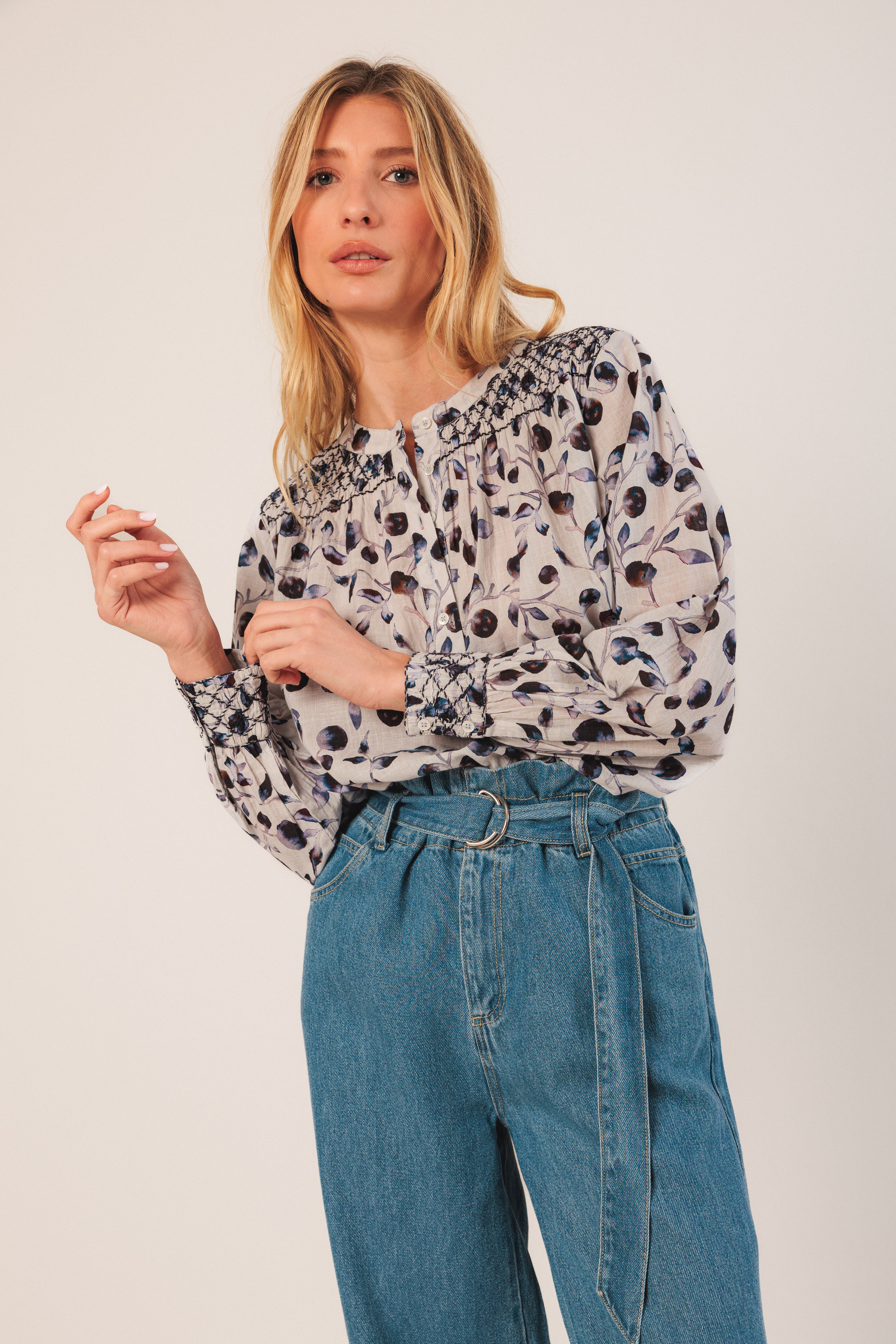 Indi & Cold Smock-Detail Blouse (BK162) - Noche