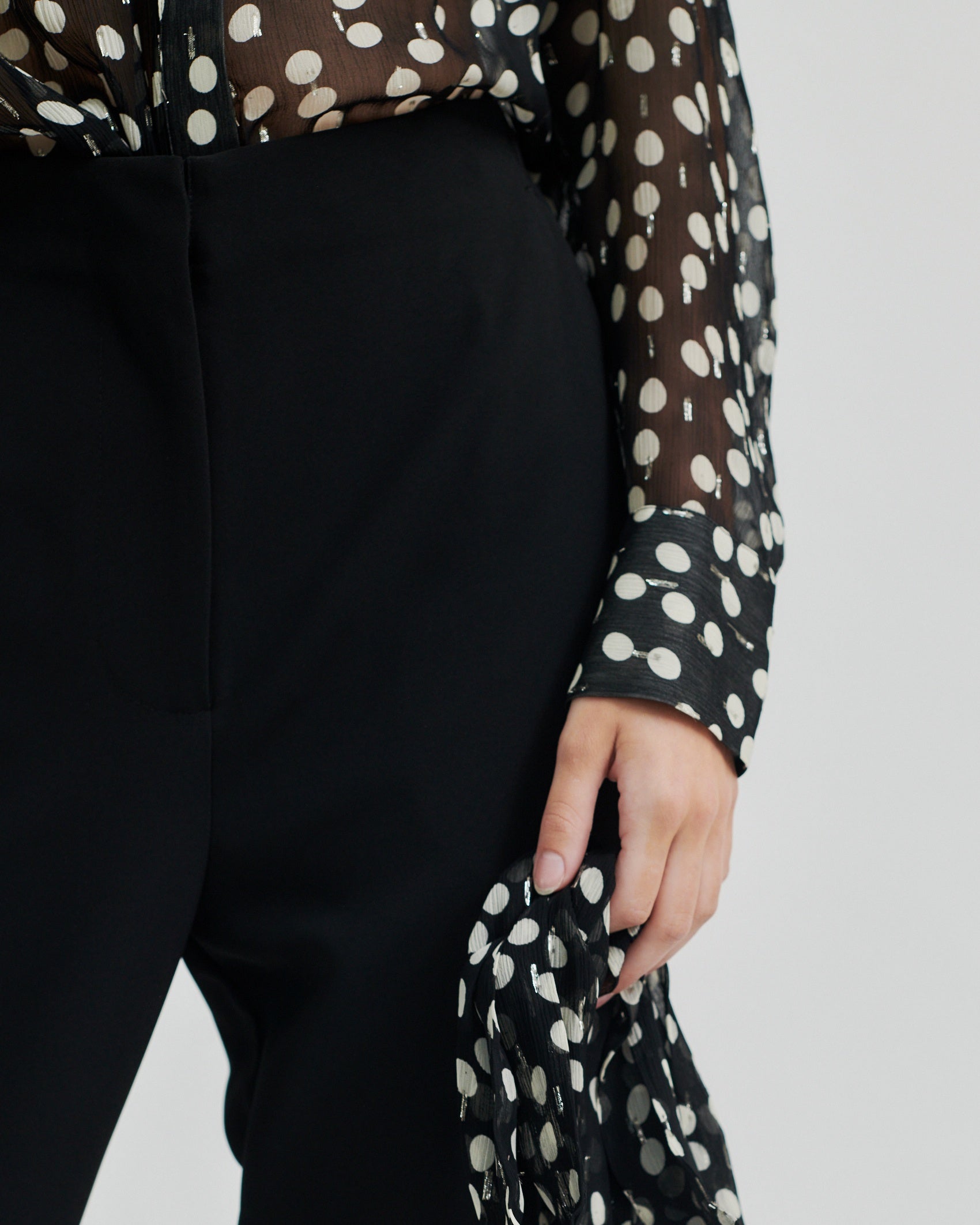 Second Female Drop Shirt - Black