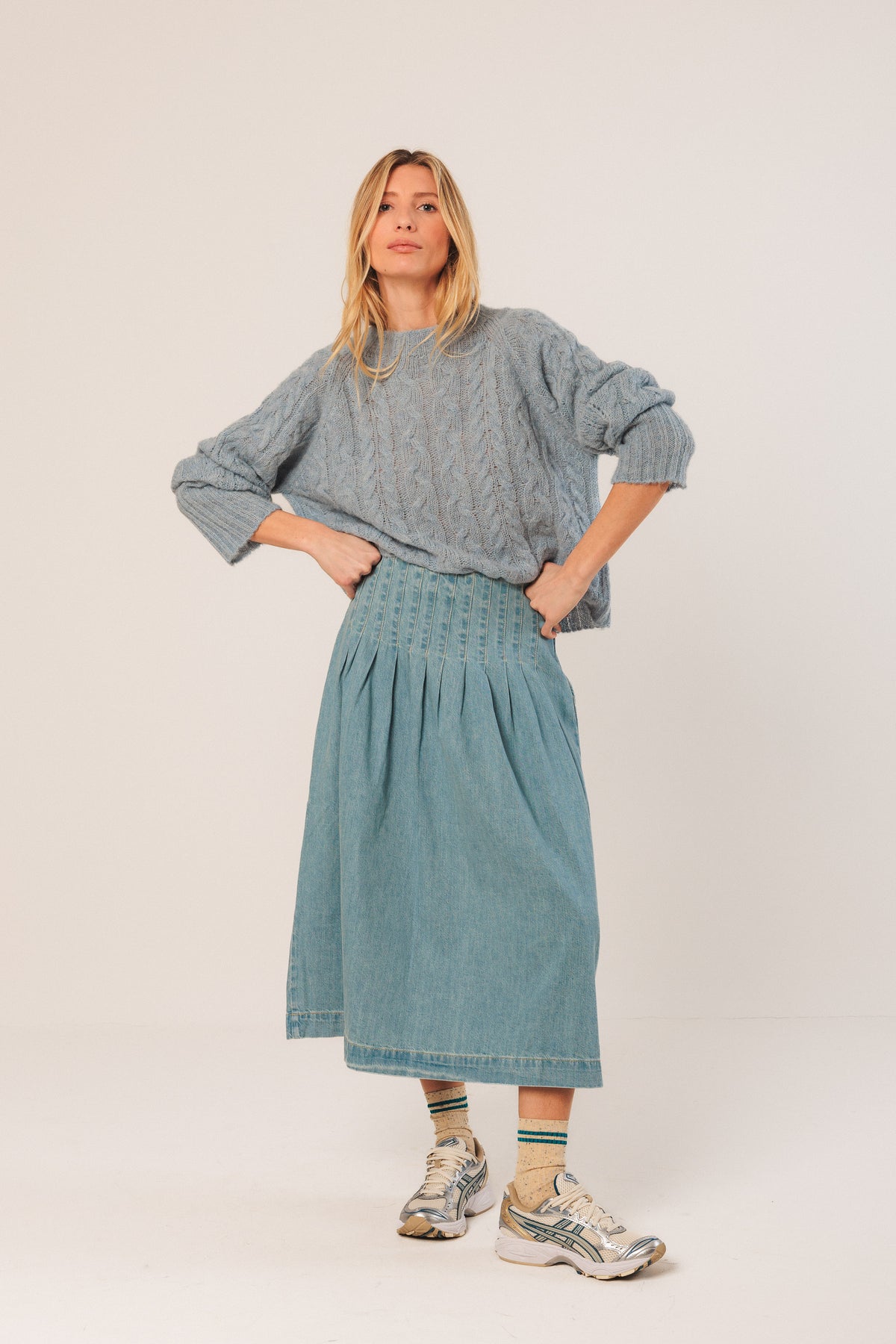 Indi & Cold Cable Knit Crop Sweater (EA501) - Cielo