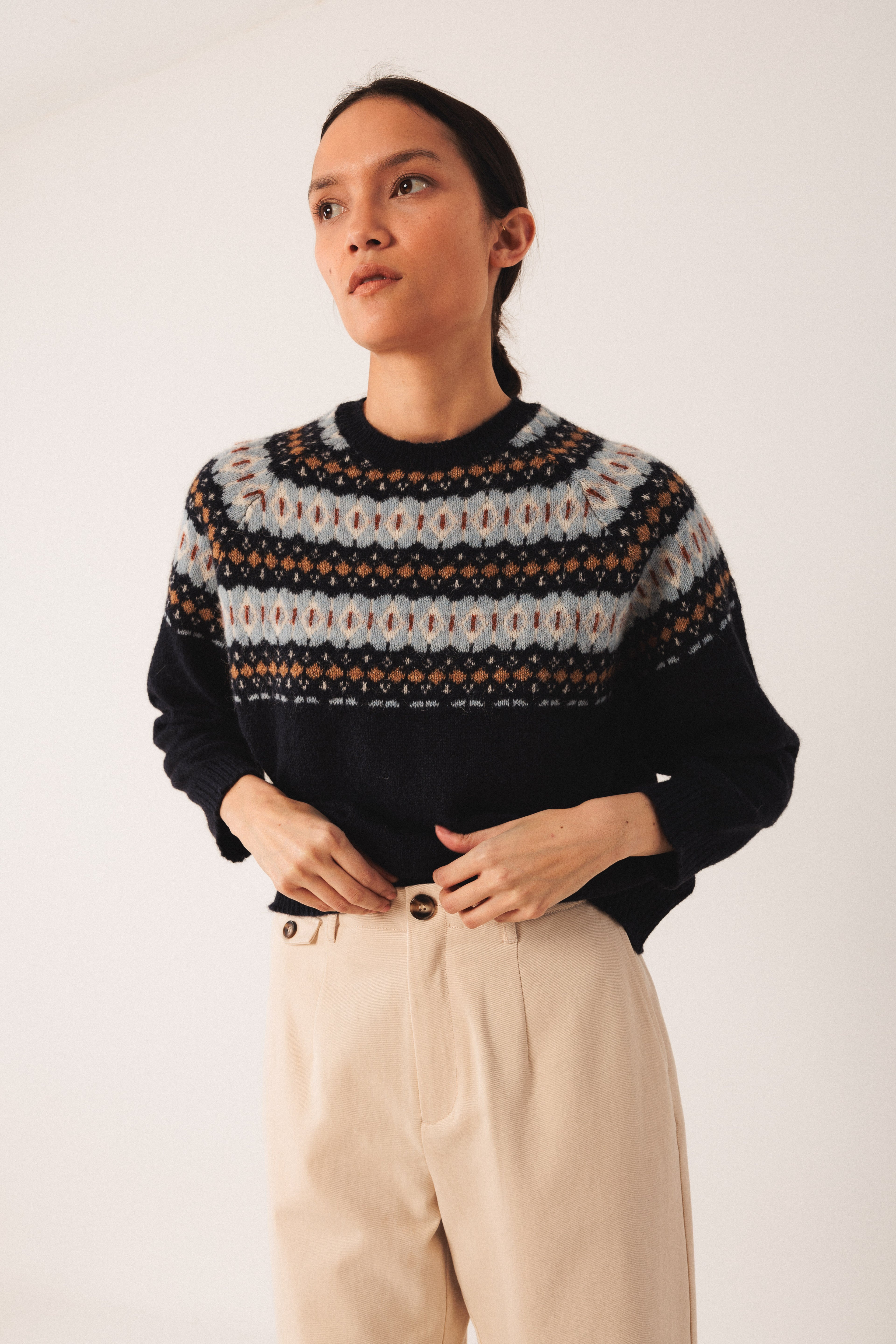 Indi & Cold Jacquard Border Sweater (EA536) - Marino