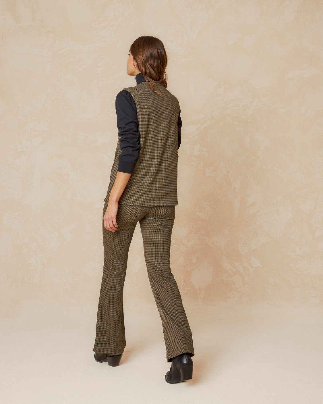 Indi & Cold Bimba Flared Pants (ES333) - Negro