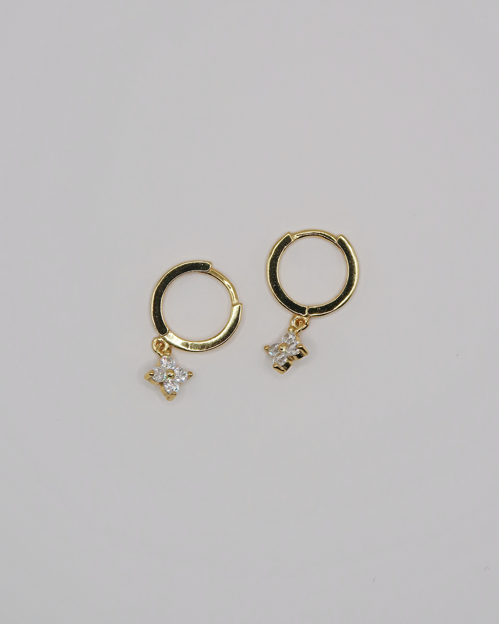 Humbleworks Curtis Zircon Star Earrings - Gold
