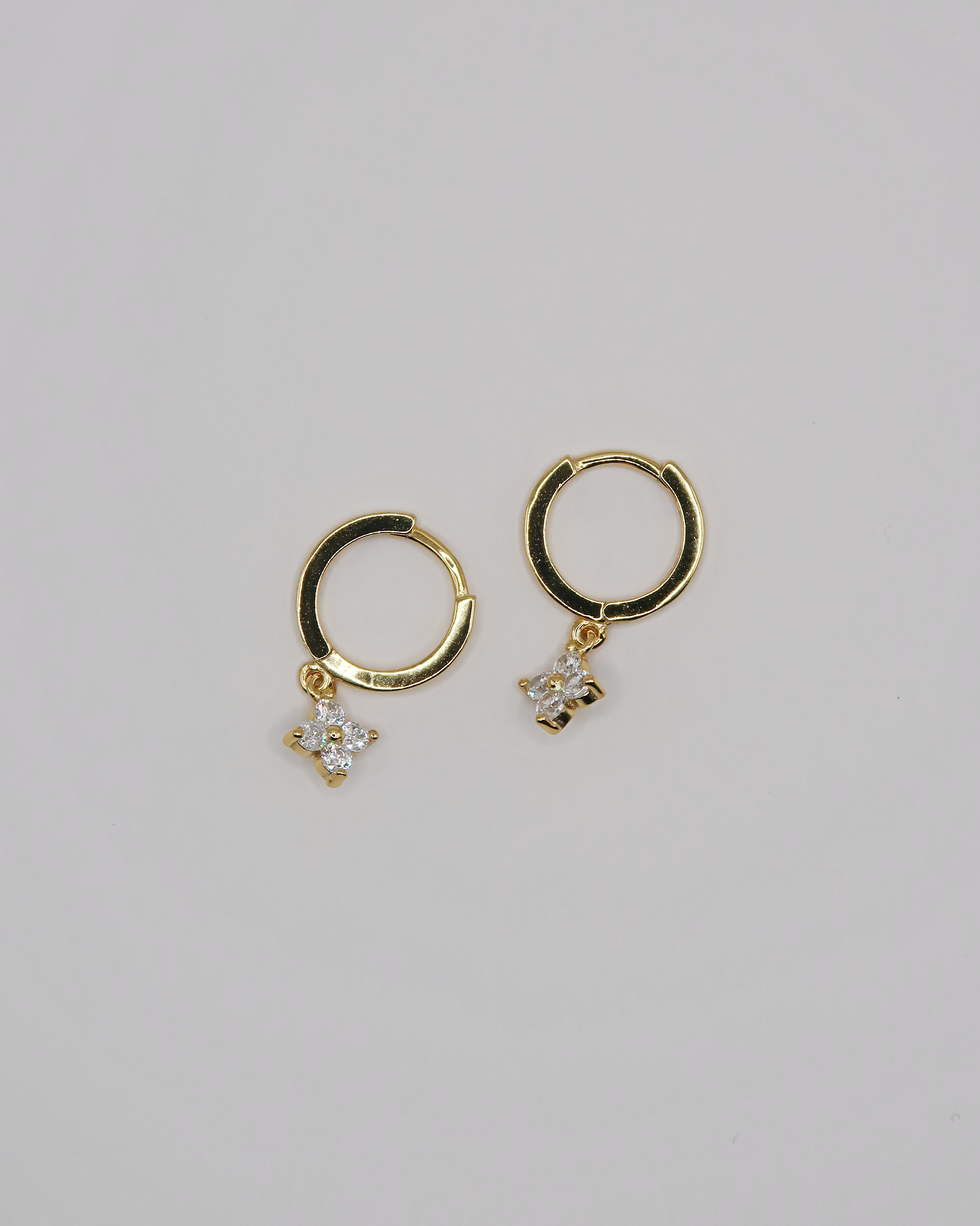 Humbleworks Curtis Zircon Star Earrings - Gold
