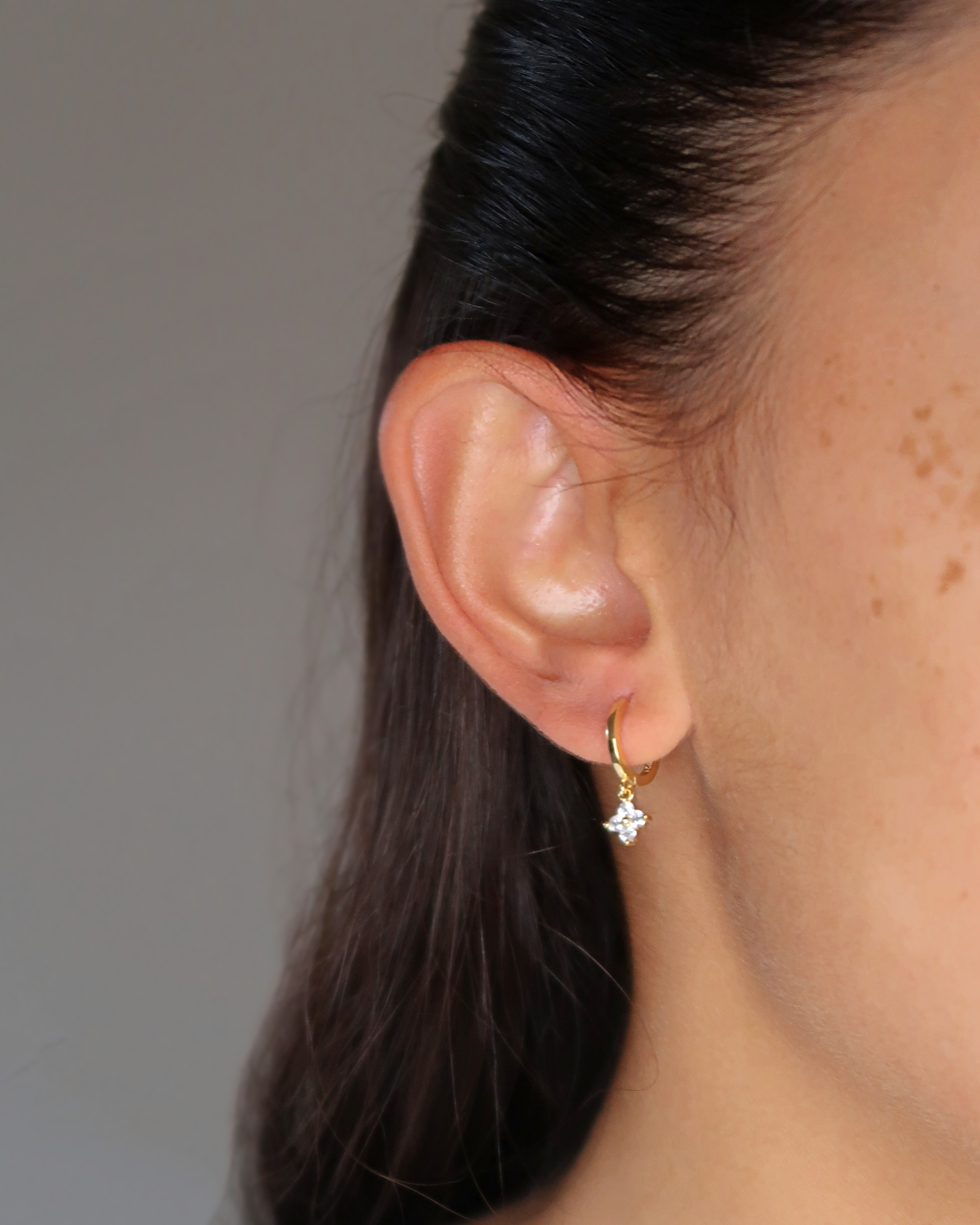 Humbleworks Curtis Zircon Star Earrings - Gold