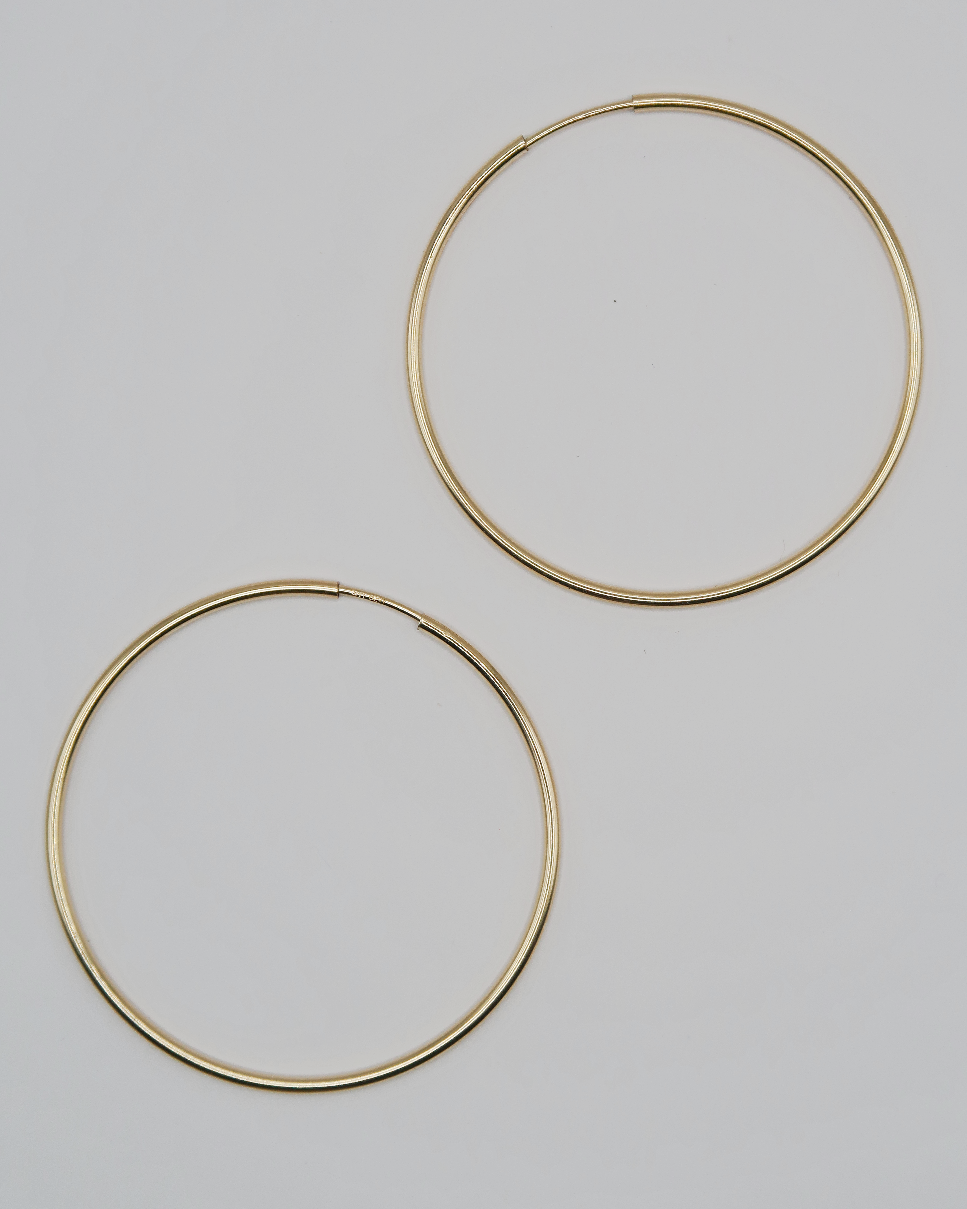 Humbleworks Hunter Fine Hoop 38mm Earrings - Gold