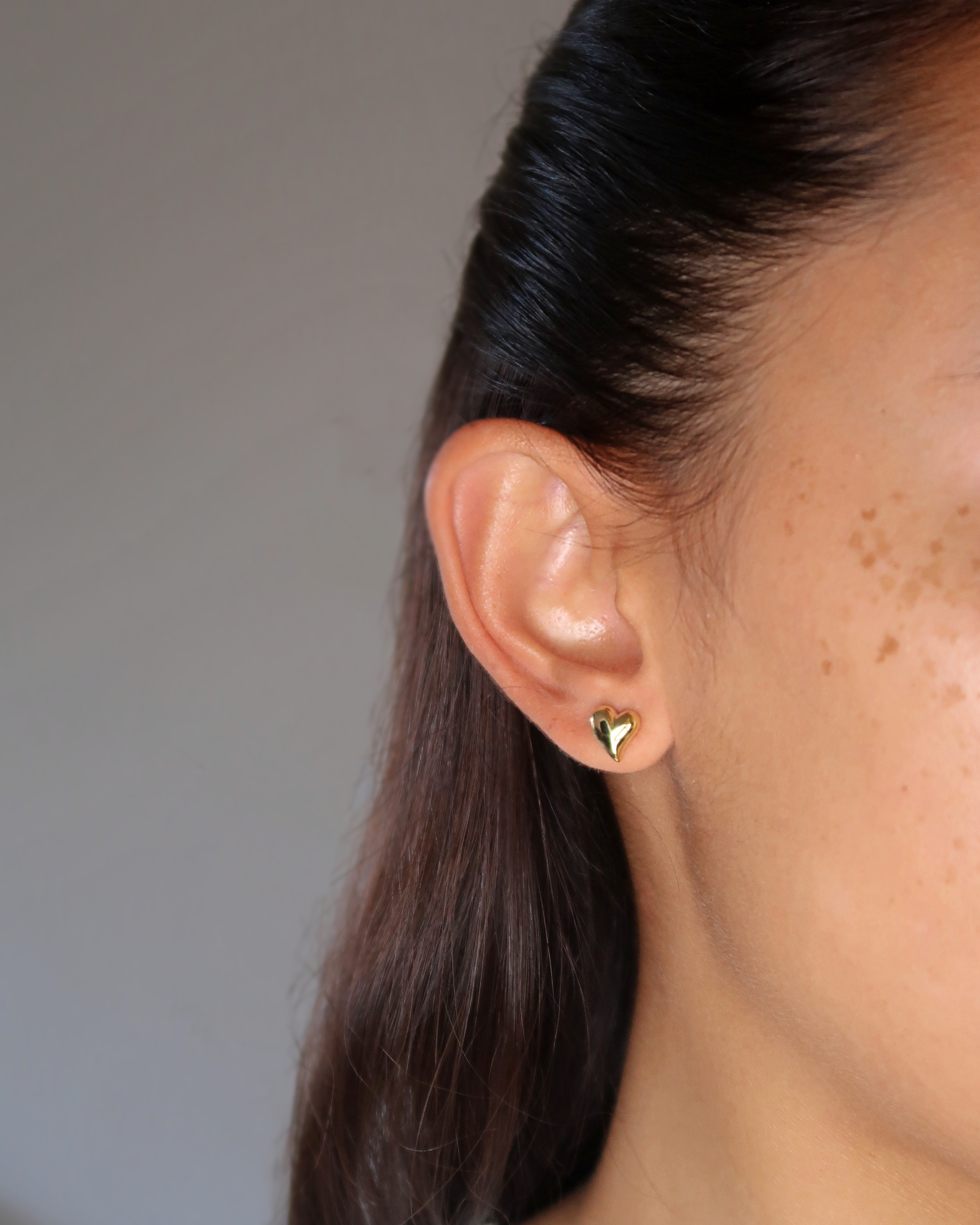 Humbleworks Johansson Heart Earrings - Gold