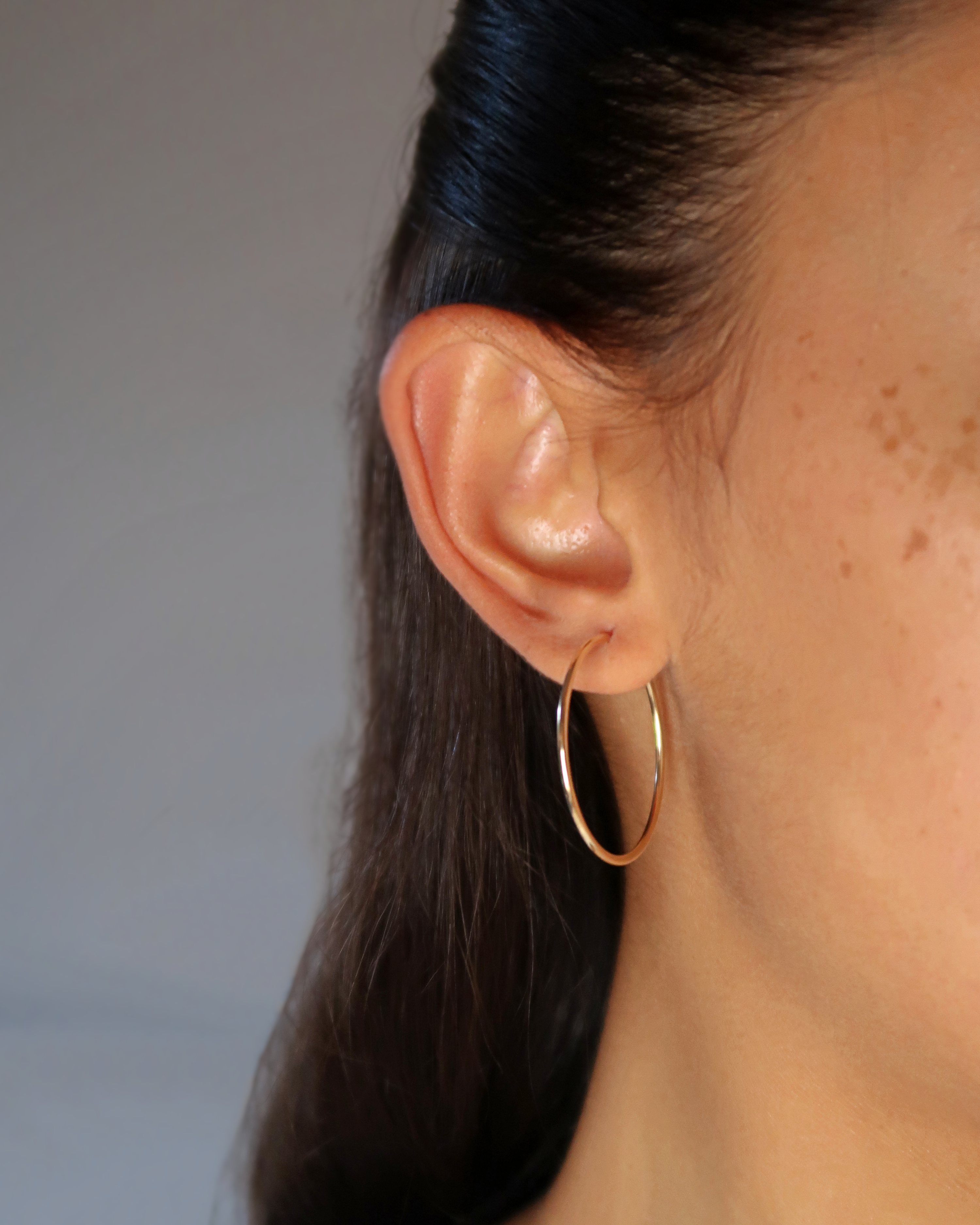 Humbleworks Jolie Fine Hoop 30mm Earrings - Gold