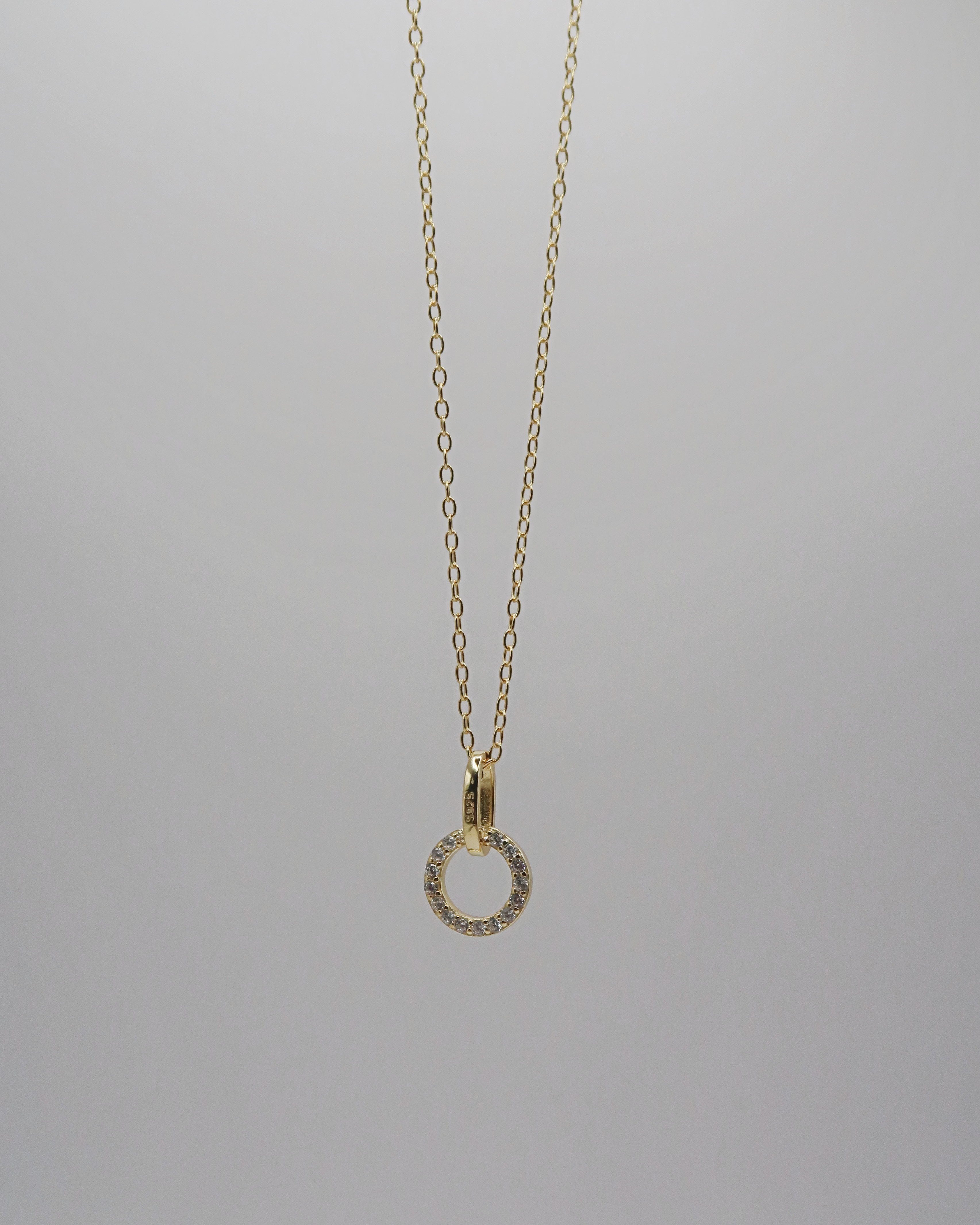 Humbleworks Marylin Circle Zircon Necklace - Gold