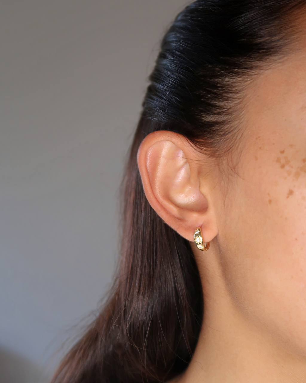 Humbleworks Ryder Star Zircon Earrings - Gold