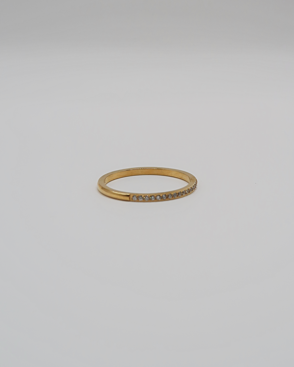Humbleworks Tautou Thin Cubic Zirconia Ring - Gold