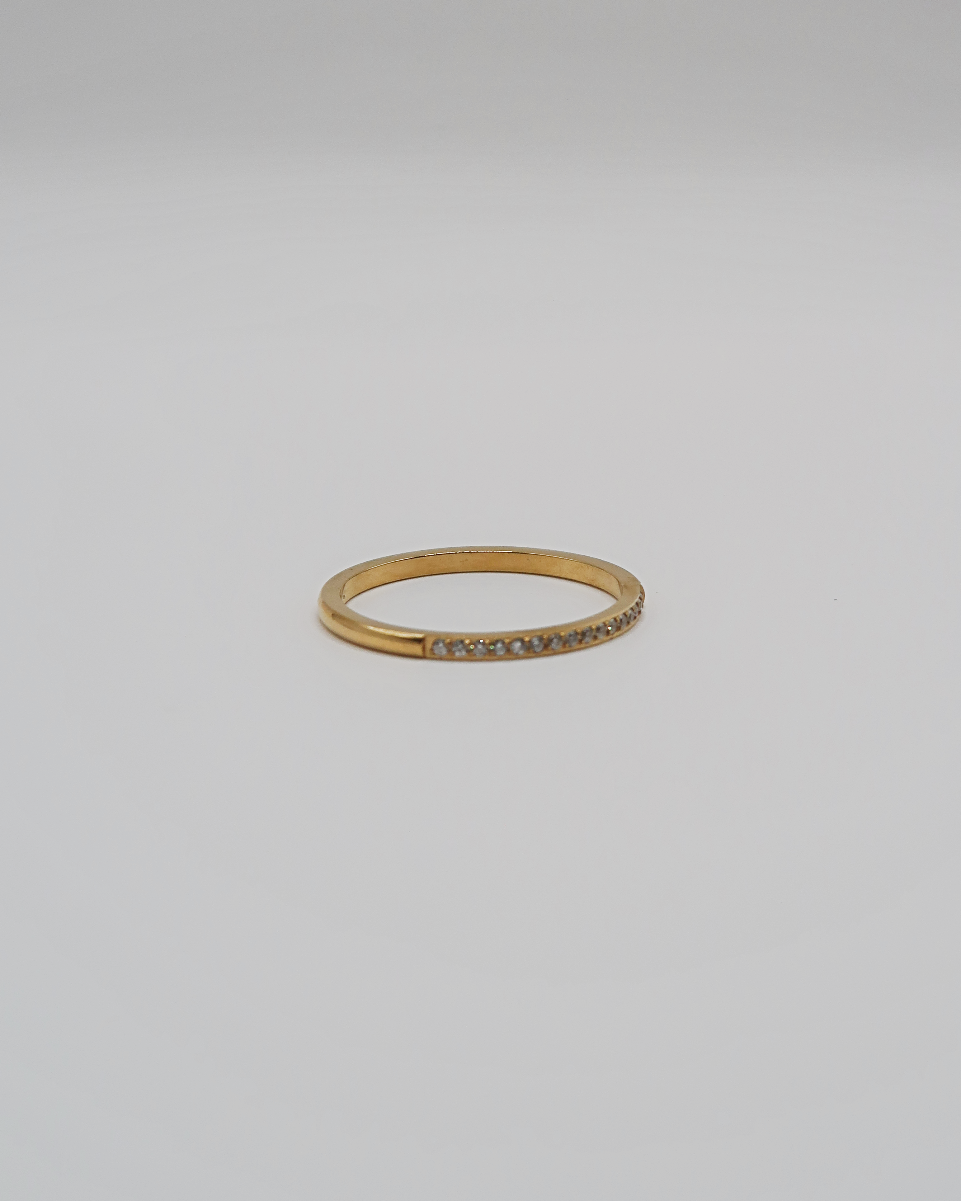 Humbleworks Tautou Thin Cubic Zirconia Ring - Gold