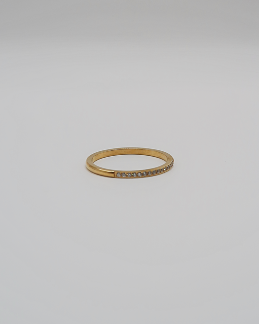 Humbleworks Tautou Thin Cubic Zirconia Ring - Gold