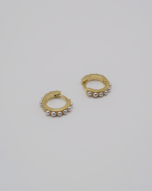 Humbleworks Thurman Pearl Huggie Earrings - Gold