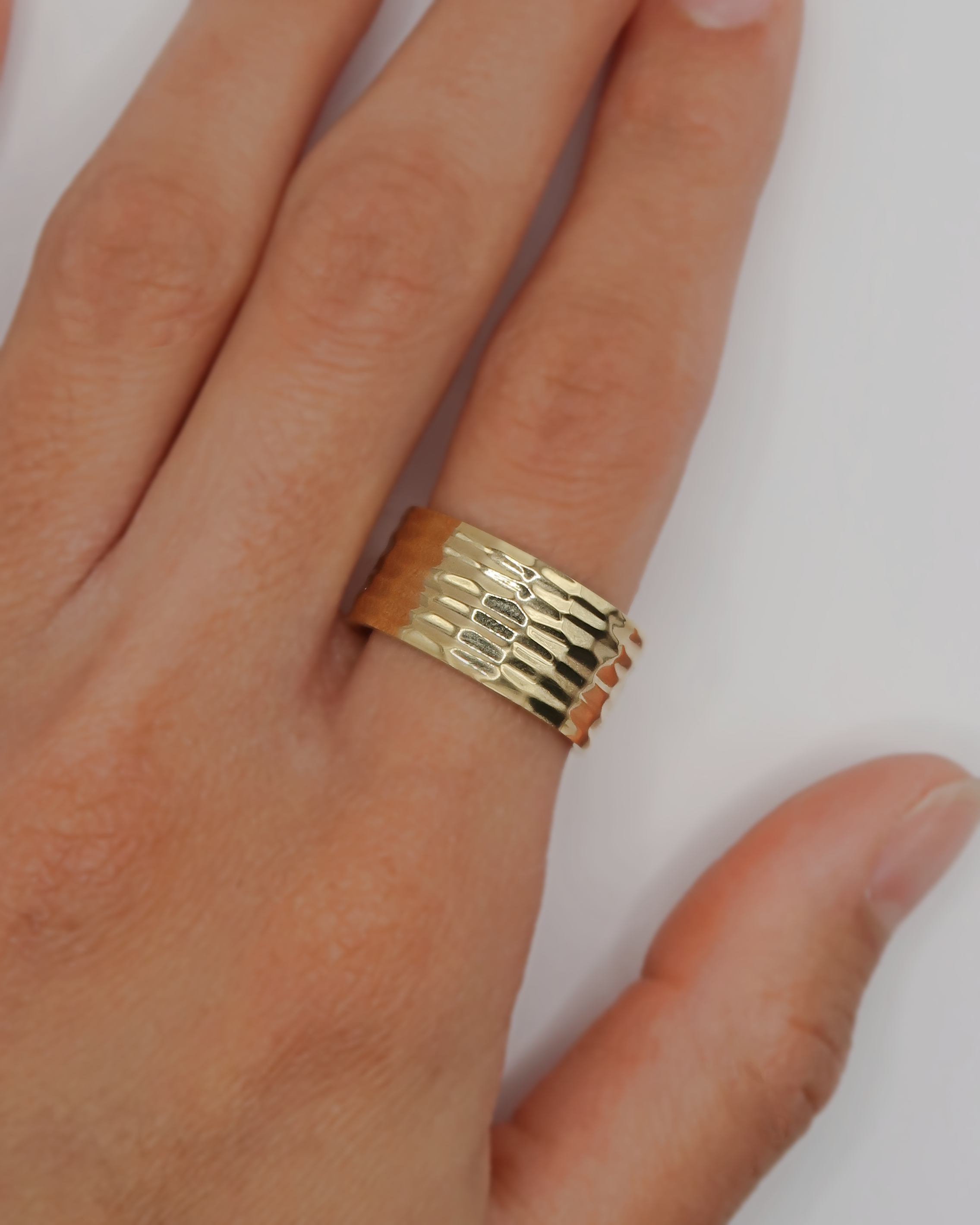 Humbleworks Winslet Feather Design Ring - Gold