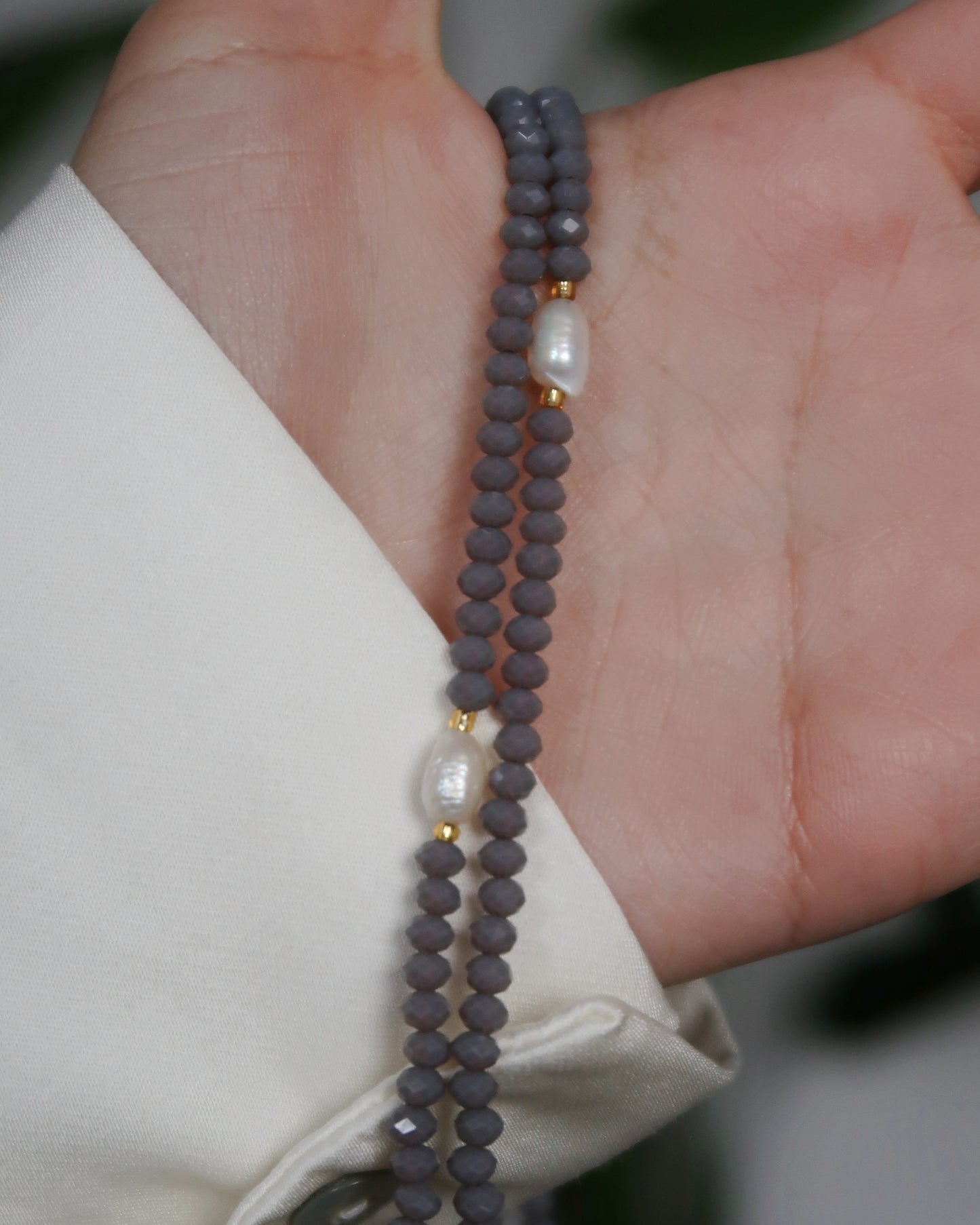 SC Crystal Bead and Natural Pearl Necklace - Grey Crystal