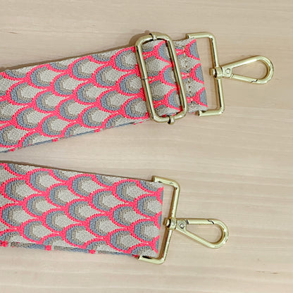 Roman Holiday Bag Strap Teardrop Print - Pink/Beige - Gold