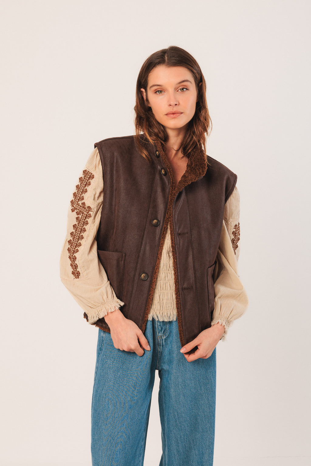 Indi & Cold Reversible Teddy Vest (MT671) - Chocolate