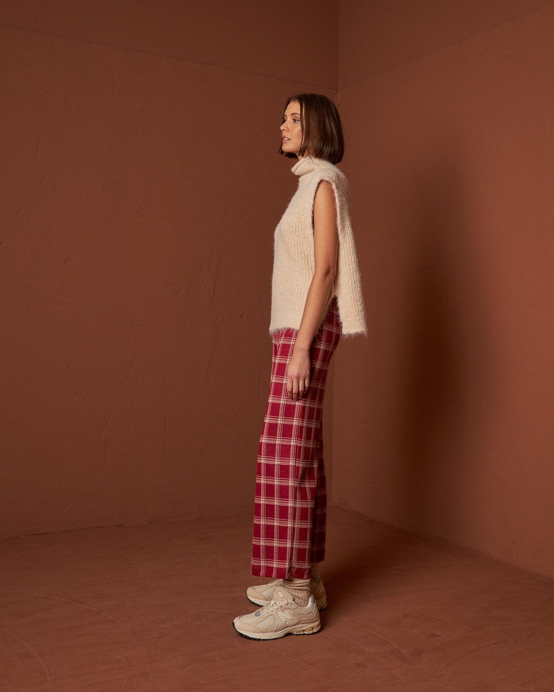 Indi & Cold Square Shaped Knitted Vest (RD872) - Crudo