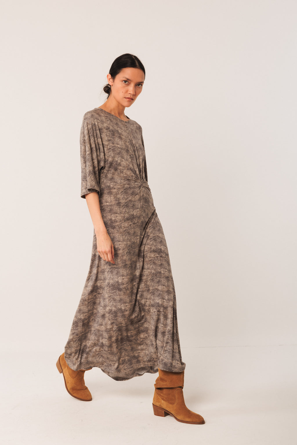 Indi & Cold Netting Print Dress (SK180) - Carbon