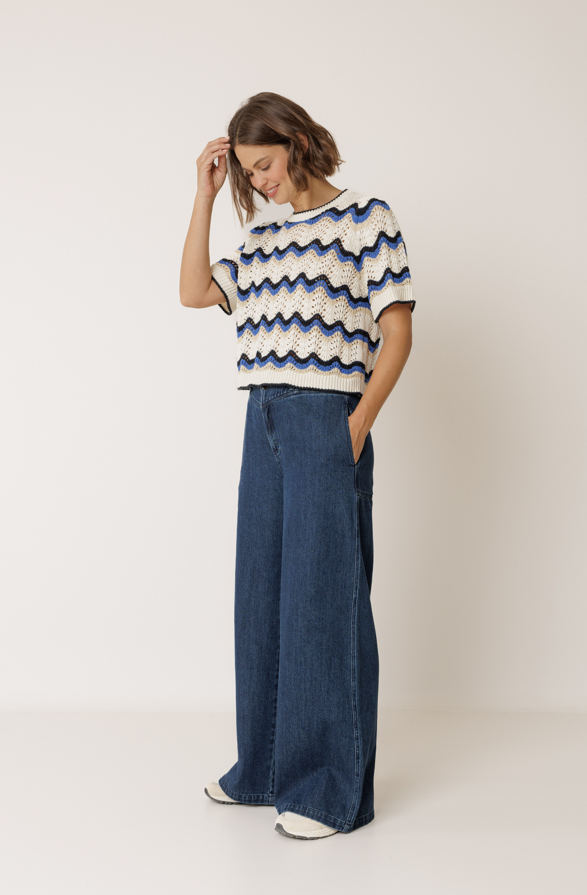 Indi & Cold S26 EA517 Zig-Zag Crochet Sweater
