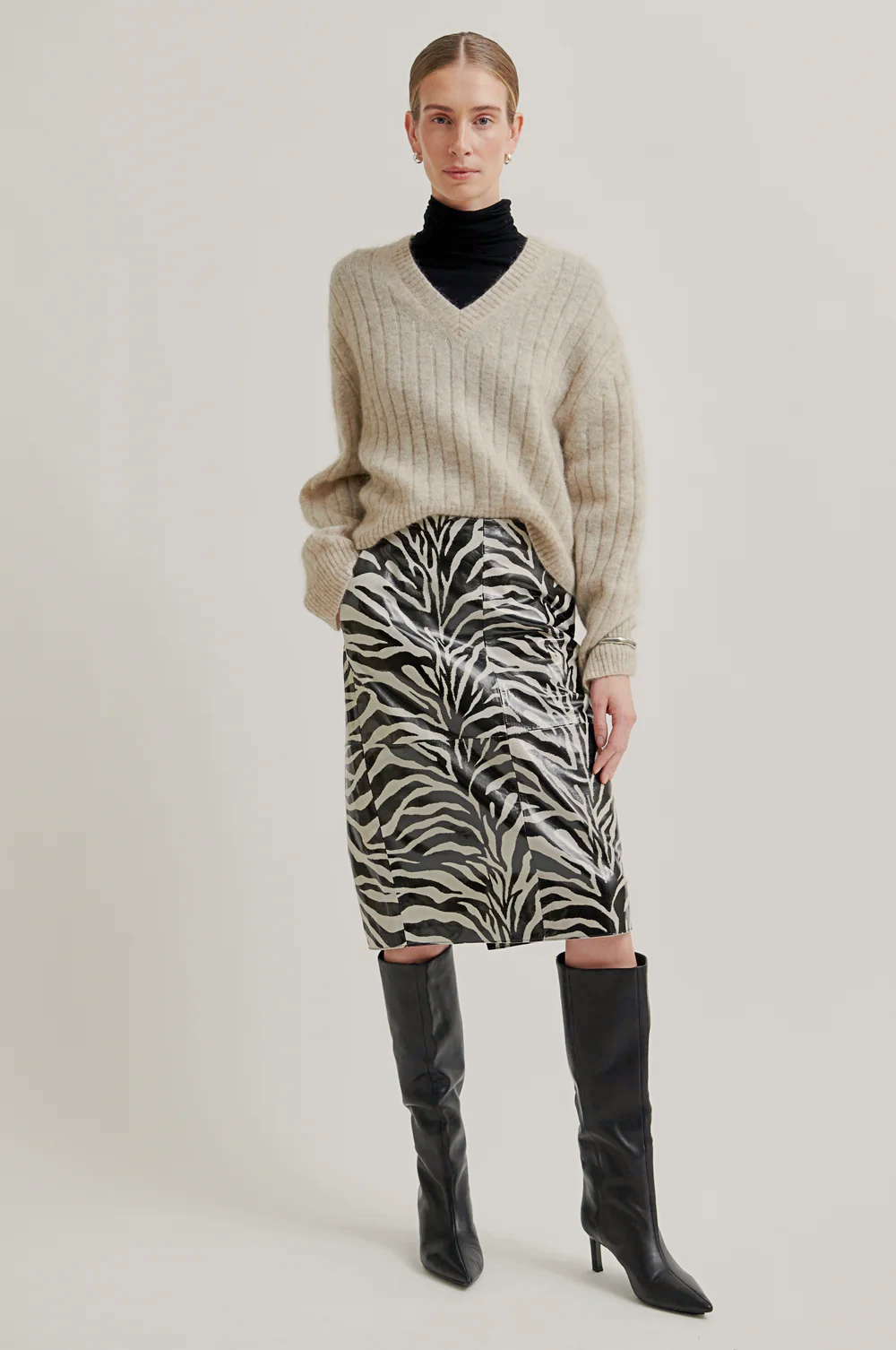 Second Female Brooky V Neck Knit - Trench Coat