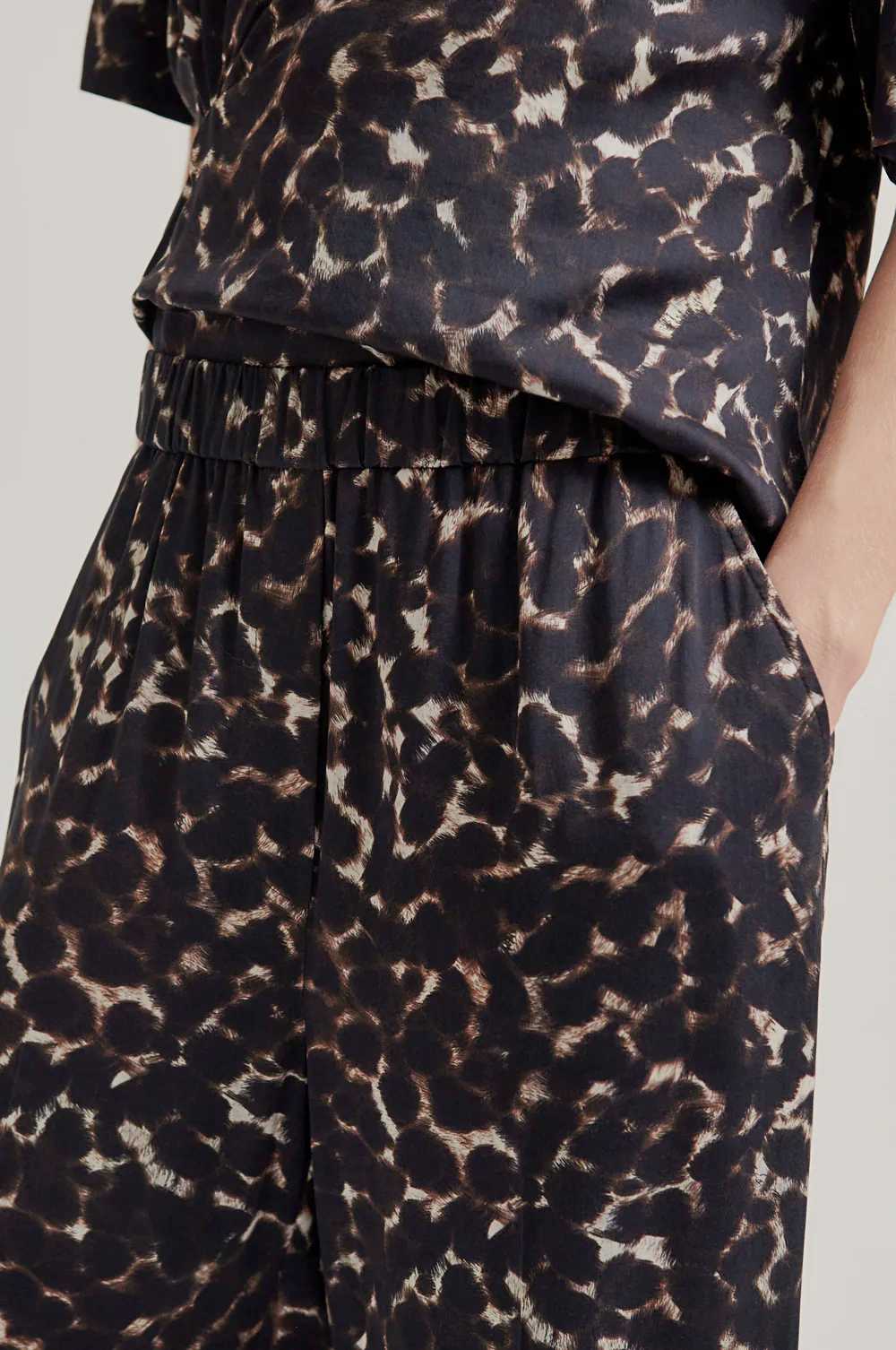 Second Female Savani Pant - Delicioso