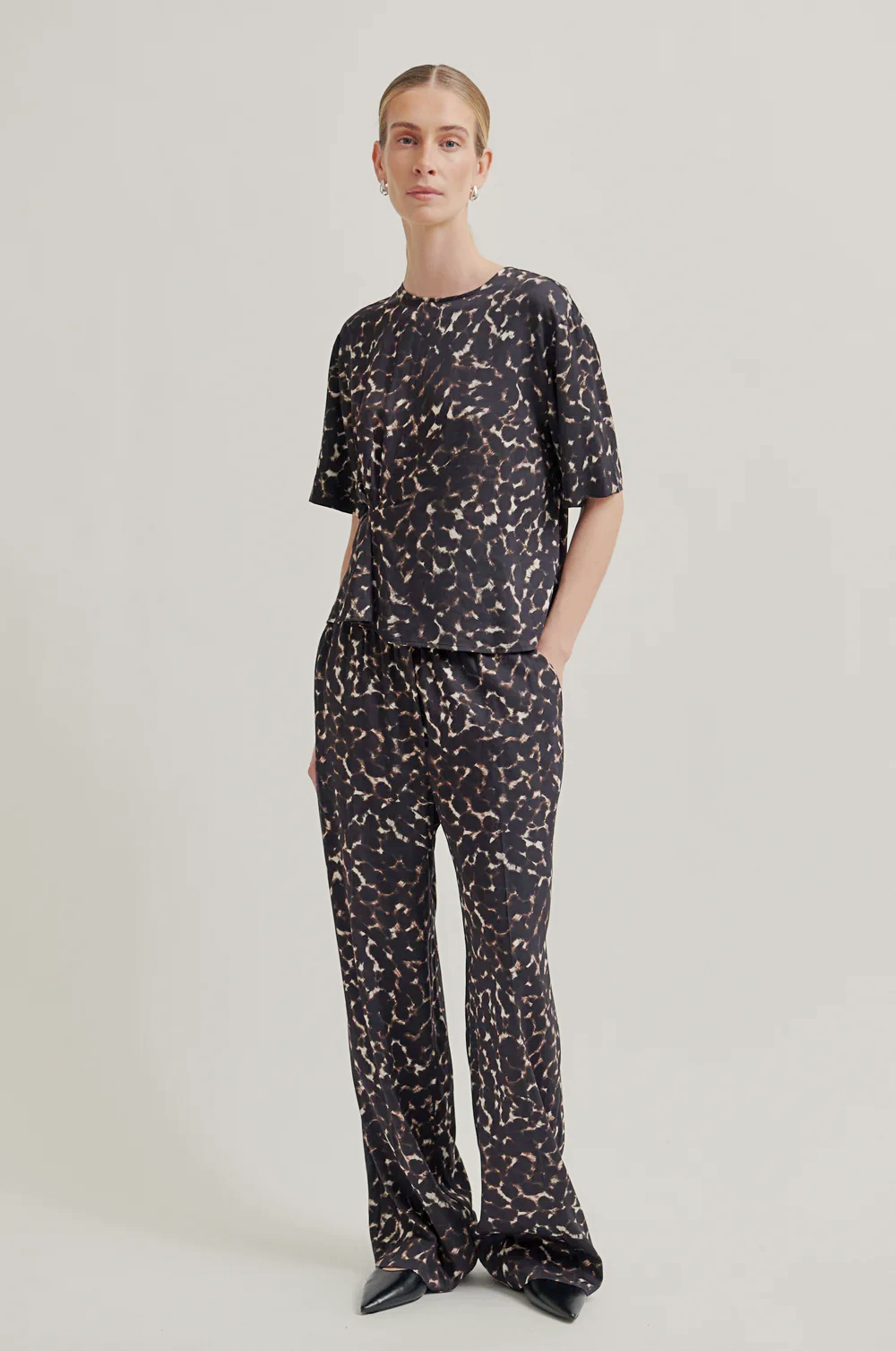 Second Female Savani Pant - Delicioso