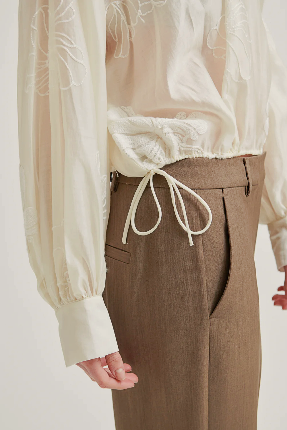 Second Female Veria Blouse - Tofu