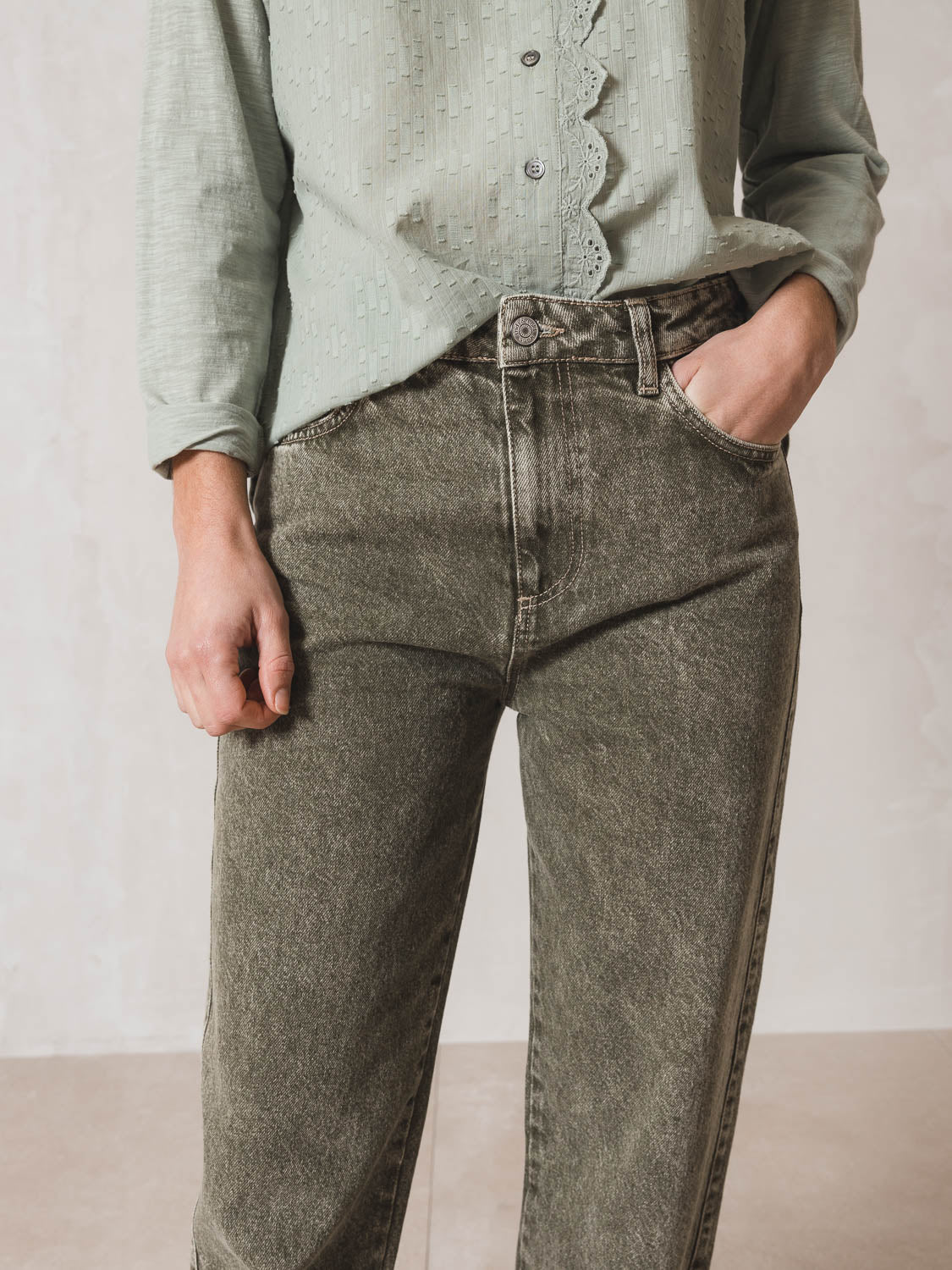Indi & Cold Washed Effect Jeans (VF211) - Khaki