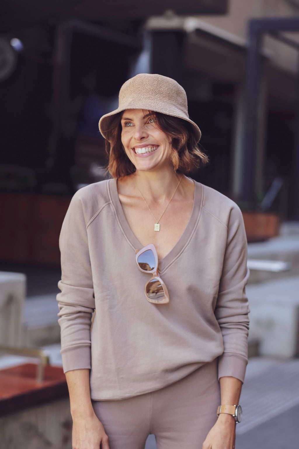 Maya Melbourne Como V Neck Fleece - Almond