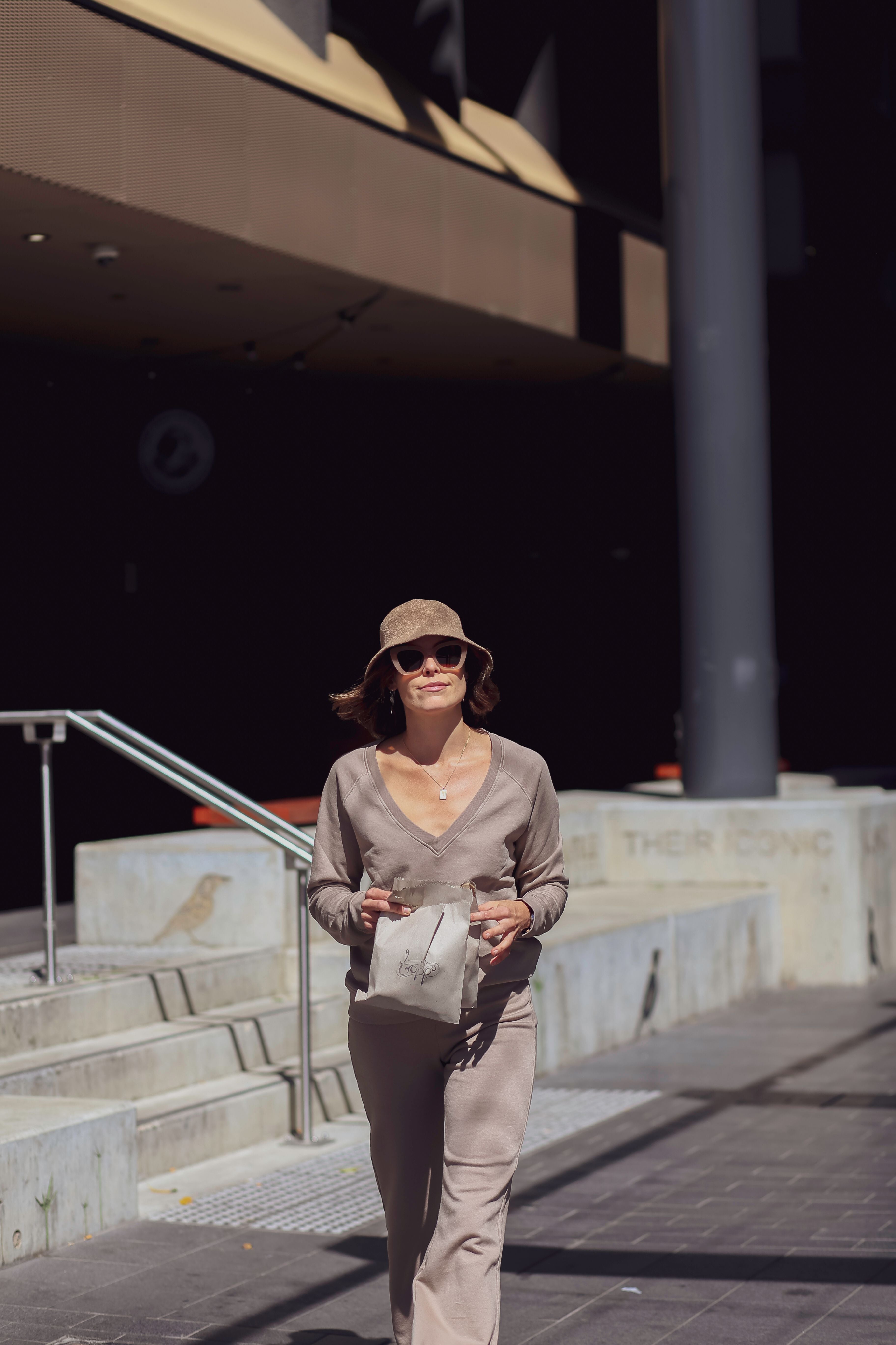 Maya Melbourne Como V Neck Fleece - Almond